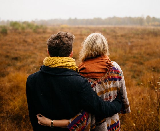 Как не стать очередной «унылой парой» после свадьбы? Семейный психолог советует 9 книг про отношения